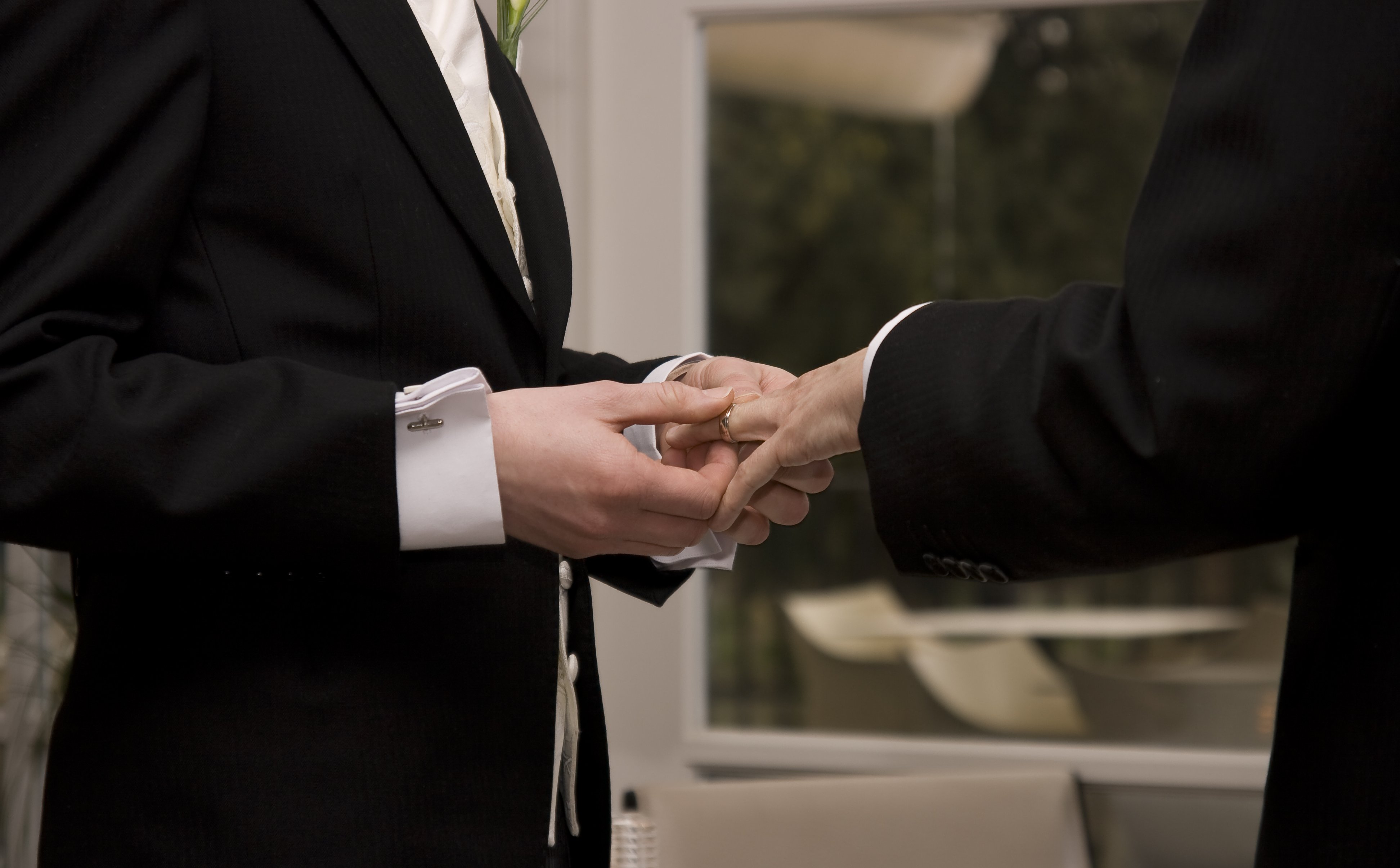 Przybywa kontrowersji wokół związków partnerskich. „Nie będą chronić rodziny”