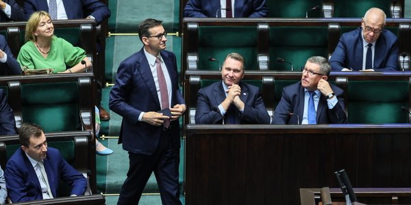 Morawiecki odchodzi z PiS — jego nowy ruch przekracza próg wyborczy