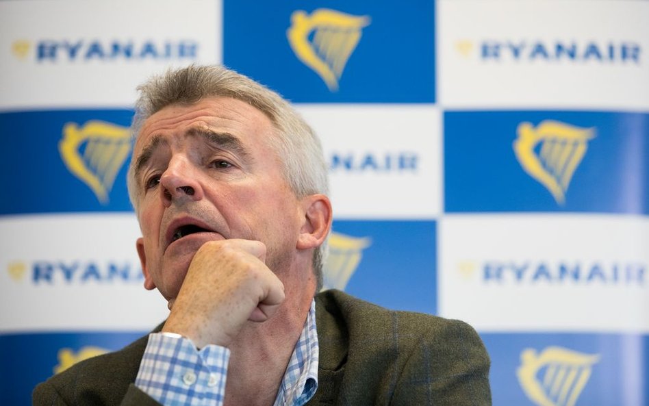 Ryanair: cięcia zarobków albo utrata pracy