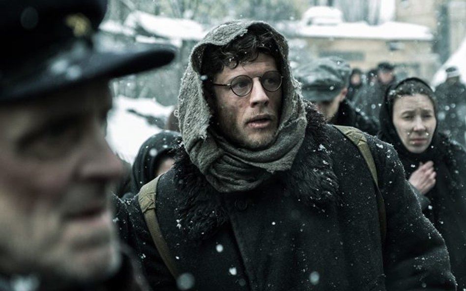 James Norton jako Garreth Jones. Film od piątku w kinach