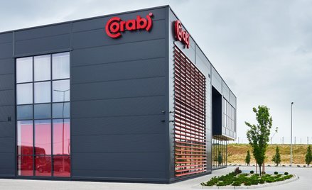 Corab wierzy w agrowoltaikę