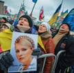 Julię Tymoszenko protesty zastały w więzieniu. Gdy zjawiła się na Majdanie, tłumów nie porwała.