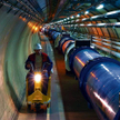 LHC, największy na świecie akcelerator cząstek w CERN. Stąd wyruszyły neutrina w superszybką podróż