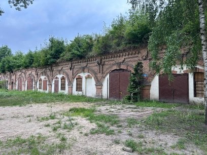 Władze dzielnicy oraz mieszkańcy dostrzegają ogromny potencjał w zabytkowych koszarach