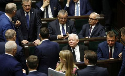 CBOS: 44 proc. dla PiS, 24 proc. dla Koalicji Obywatelskiej