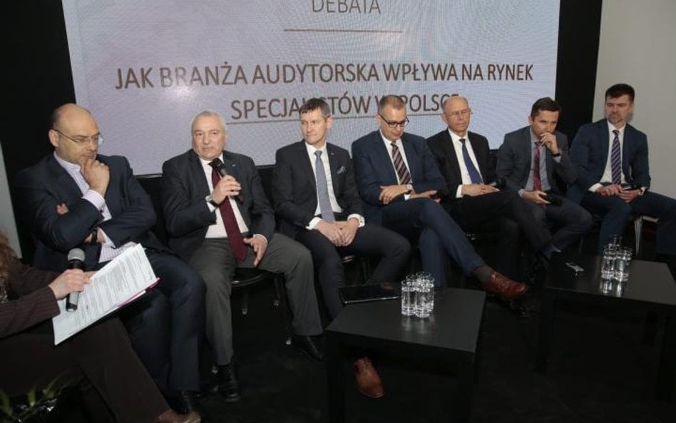 Przedstawiciele branży audytorskiej gorąco dyskutowali o wyzwaniach, jakie ją czekają.