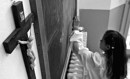 Czy od tego, co wisi na klasowej ścianie, nie jest ważniejsze to, co się w tej klasie dzieje? – zast