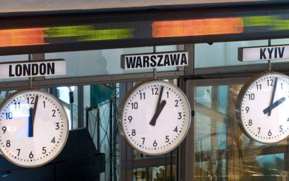 W powyborczy poniedziałek warszawska giełda otworzyła się neutralnie