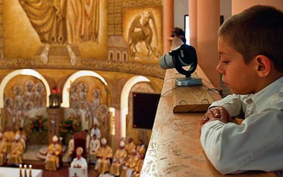 Churching, czyli wierni niewierni swojej parafii