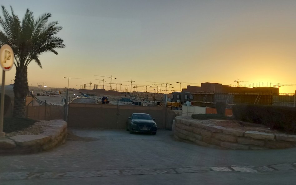 Tuż obok historycznej kolebki królestwa Saudów powstaje wielki kompleks luksusowych rezydencji, hote