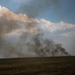 Dym na linii frontu w obwodzie mikołajowskim, fotografia z 30 sierpnia