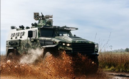 LM13. Wielozadaniowy pojazd bojowy produkowany przez OTT Technologies