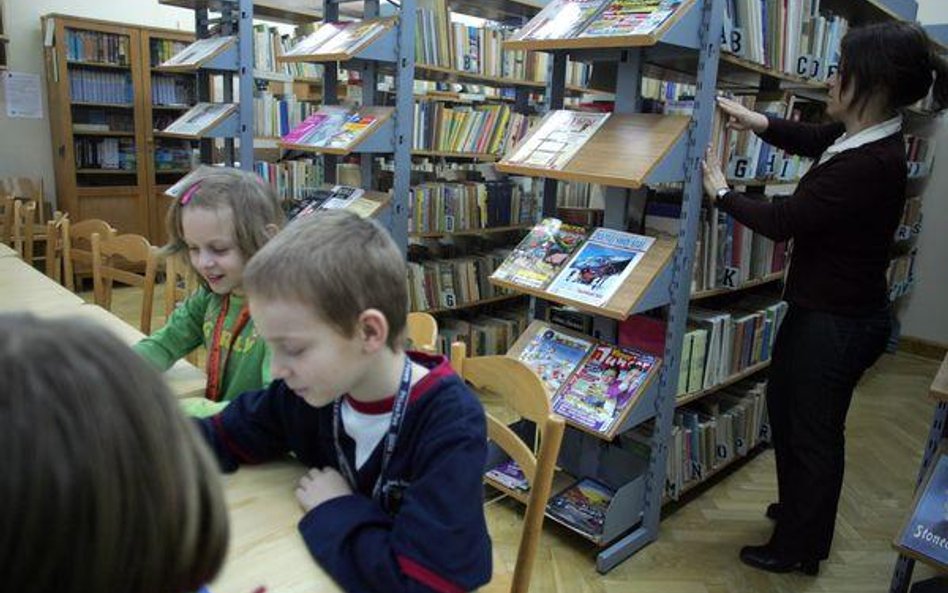 Biblioteka gminna musi działać osobno