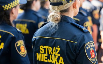 W stolicy brakuje niemal 200 strażników miejskich