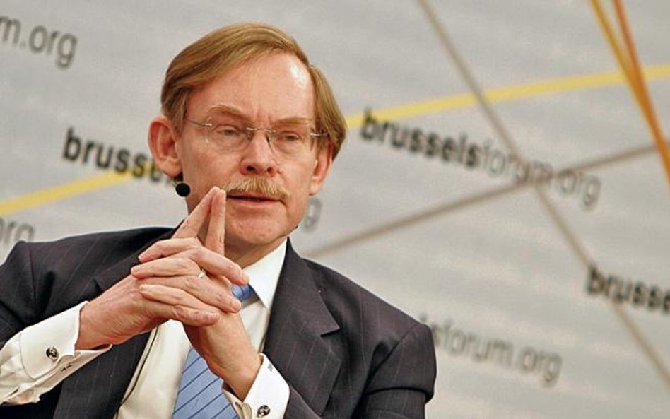 Robert Bruce Zoellick nie przestaje ostatnio nawoływać do zjednoczenia sił w obliczu obecnego kryzys