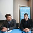 Cezary Kucharski (z lewej) miał zdaniem śledczych żądać od Roberta Lewandowskiego 20 mln euro