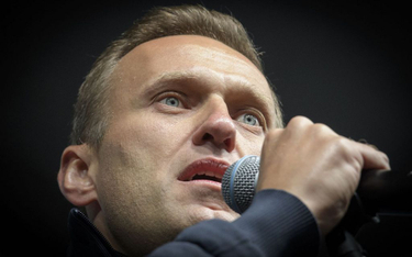 "Der Spiegel": Nawalny wraca do zdrowia. Mówi
