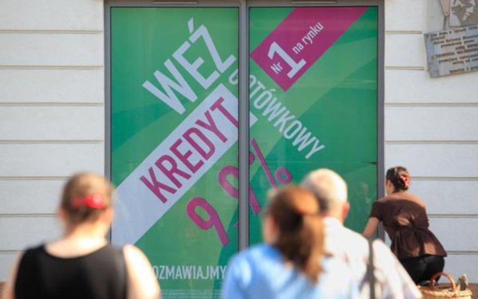 Nie każdego stać na zaciągnięcie kredytu, tak jak nie każdy może sobie pozwolić za zakup na przykład