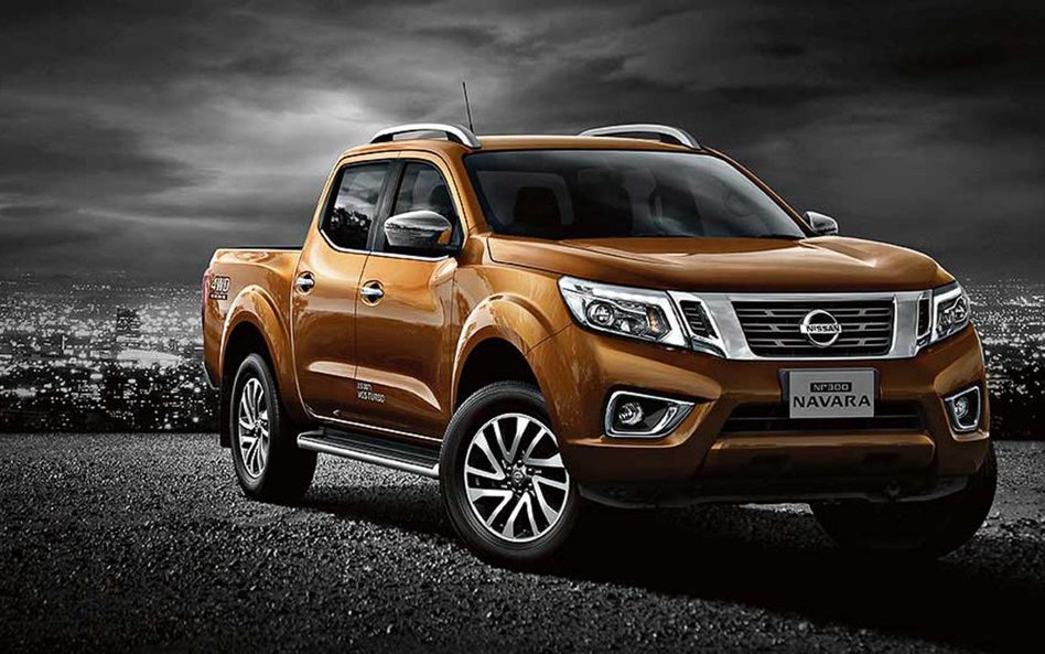 Samochód osobowo-ciężarowy wysokiej mobilności z nadwoziem typu pick-up Nissan Navara Double Cab. Fo