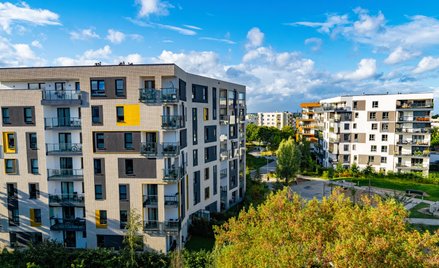 Co trzeci Polak spóźnia się z opłatami za mieszkanie