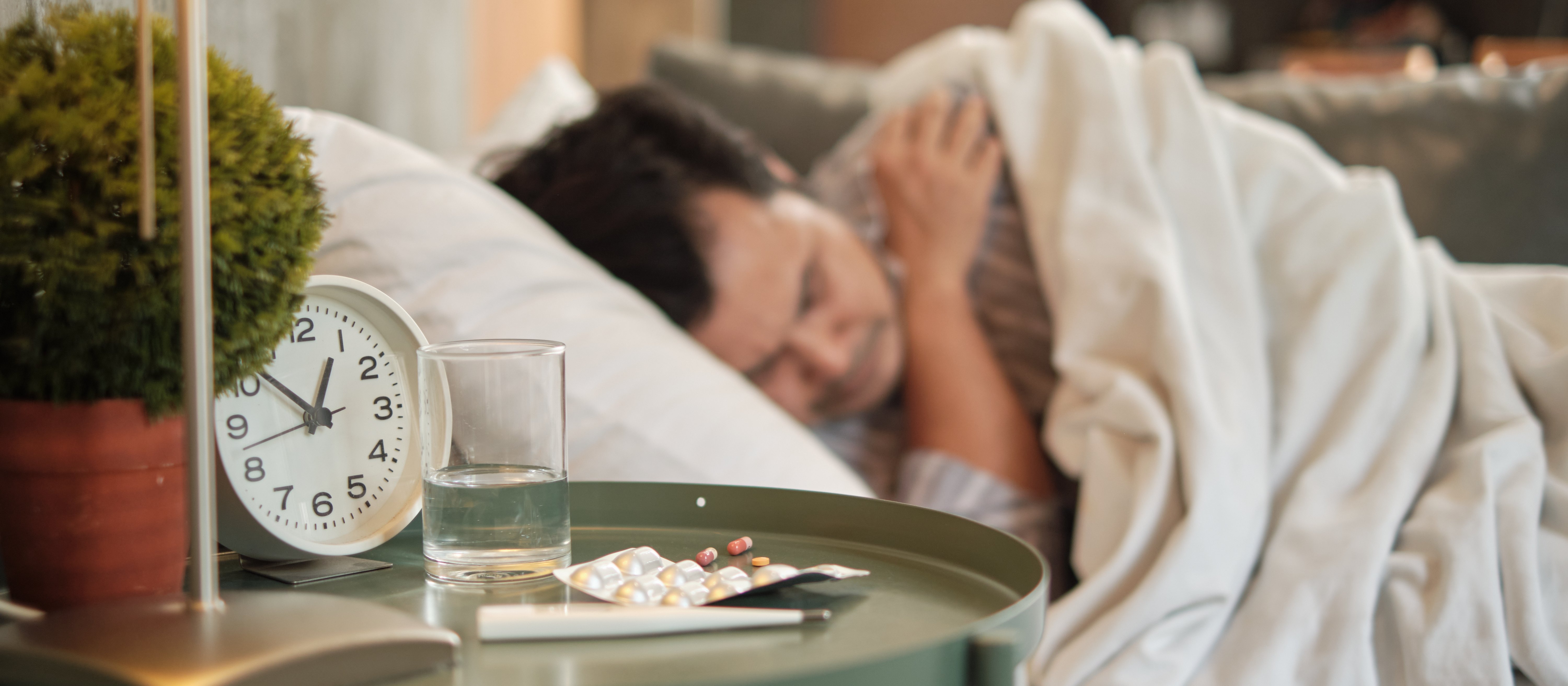 Kiedy można wziąć zwolnienie, gdy małżonek jest chory? Ile dni przysługuje?