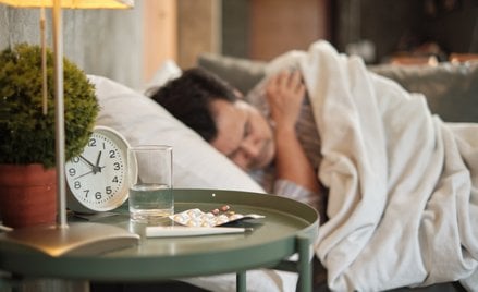 Kiedy możesz wziąć zwolnienie, gdy małżonek jest chory?