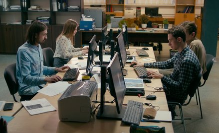 Młodzi nie wiedzą, ile zarabiają. Boją się o bezpieczeństwo pieniędzy w PPK