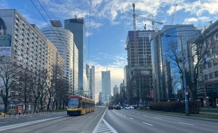 Alarm dla polskiej gospodarki. Firmy coraz mocniej odczuwają koszty i chaos