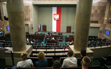 Sejm podjął decyzję w sprawie uchwały PiS w kwestii wprowadzenia unijnego mechanizmu relokacji niele