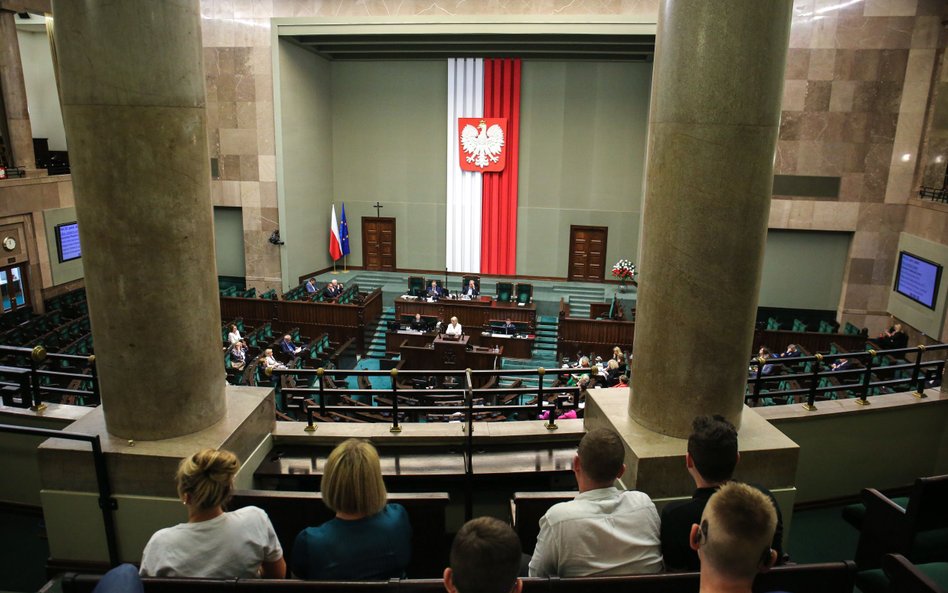 Sejm podjął decyzję w sprawie uchwały PiS w kwestii wprowadzenia unijnego mechanizmu relokacji niele