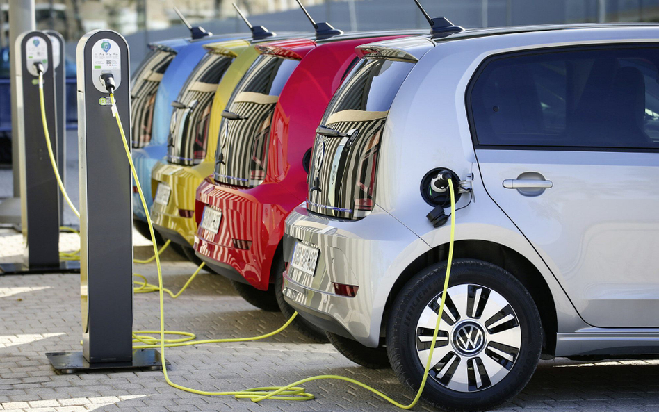 Pożyczki na elektryczne samochody dla małych firm