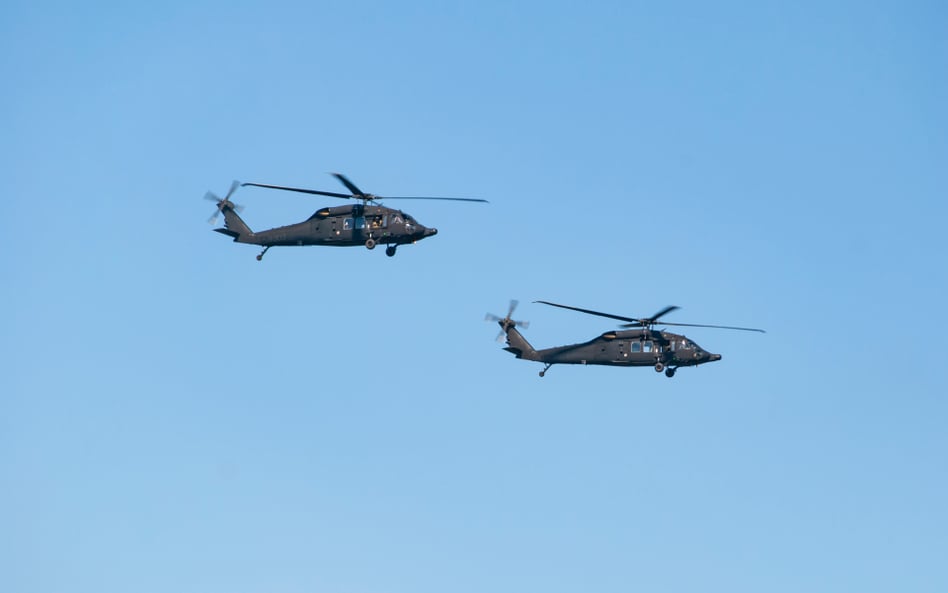 S-70i Black Hawk