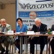 Na zdjęciu od lewej: Sylwia Szparkowska, wiceprezes NFZ Jacek Grabowski, minister zdrowia Ewa Kopacz
