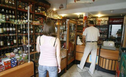 Trzeba cofnąć koncesję na alkohol po sprzedaży nietrzeźwemu