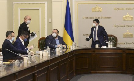 Ukraina: zwolniony minister finansów, następcy brak