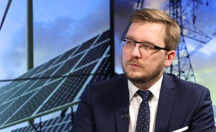 #RZECZoBIZNESIE: Bartłomiej Derski: Rząd zmienia zdanie raz na miesiąc o farmach wiatrowych