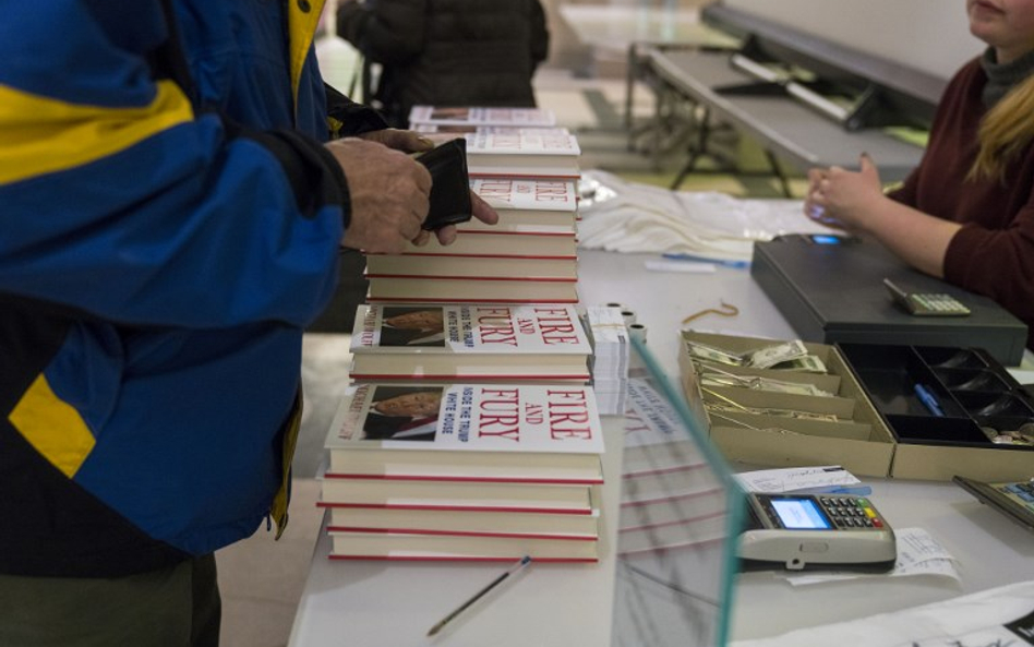 "Fire and Fury" na liście bestsellerów Amazon. Ale nie ta