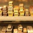 Sztabki złota sprzedają się jak świeże bułeczki