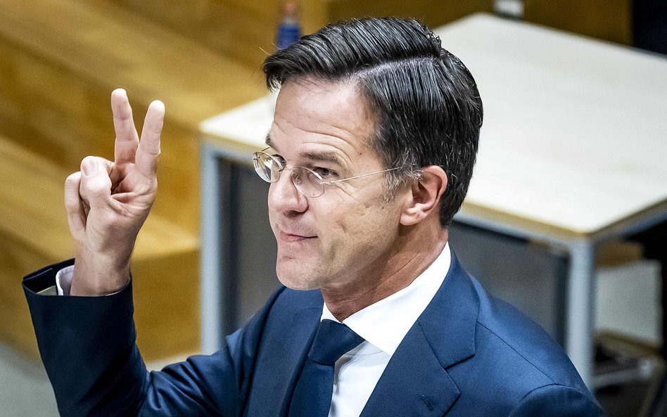 Mark Rutte chce wygrać wybory 17 marca i rządzić przez czwartą kadencję. Ostre starcie z Polską i Wę