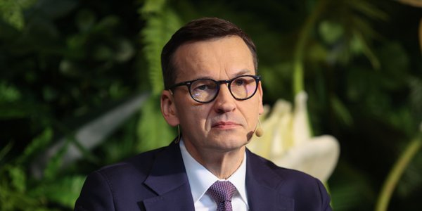 Sondaż: Polacy odpowiedzieli, czy stowarzyszenie Mateusza Morawieckiego może rozbić PiS