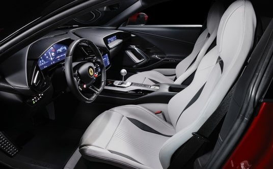 Ferrari 12Cilindri Manuale