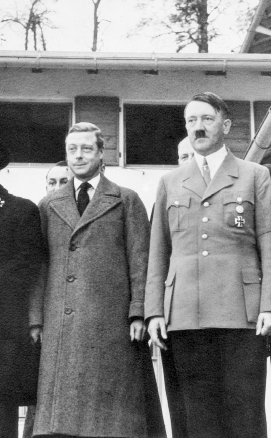 Książę Windsoru Edward z żoną Wallis Simpson z wizytą u Hitlera, 1937 r.