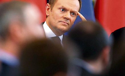 Donald Tusk podczas poniedziałkowej debaty nie przekonał internautów