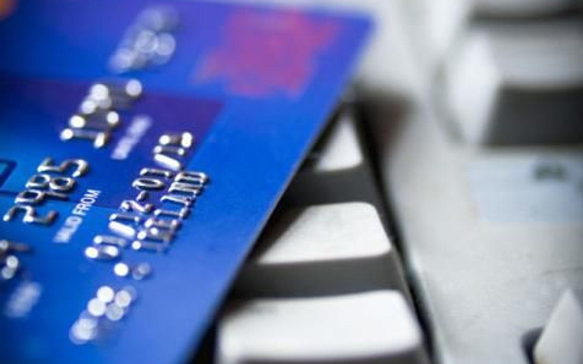 Nieautoryzowane transakcje. Co robić, gdy pieniądze znikną z konta