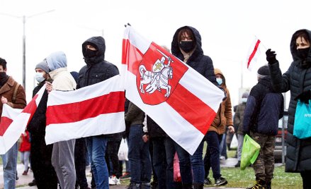 Mimofali represji Białorusini protestują czwarty miesiąc