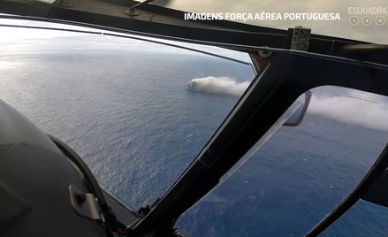 Płonący frachtowiec Felicity Ace