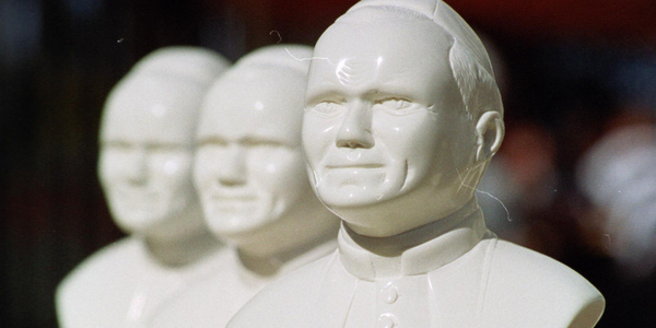Niemieckie media o sporze o Jana Pawła II, „narodowego idola”. „Stronie rządowej wcale nie chodzi o zbadanie zarzutów”