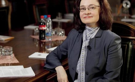 Elwira Nabiullina, prezes Banku Rosji, jest zdania że jest zbyt wcześnie, by mówić o stabilnym wzroś