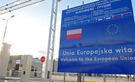 1,15 mln wiz dla Ukraińców w 2017 mimo zniesienia obowiązku