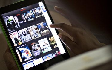 Właściciele iPhonów i iPadów obejrzą filmy Netfliksa bez łączności z internetem